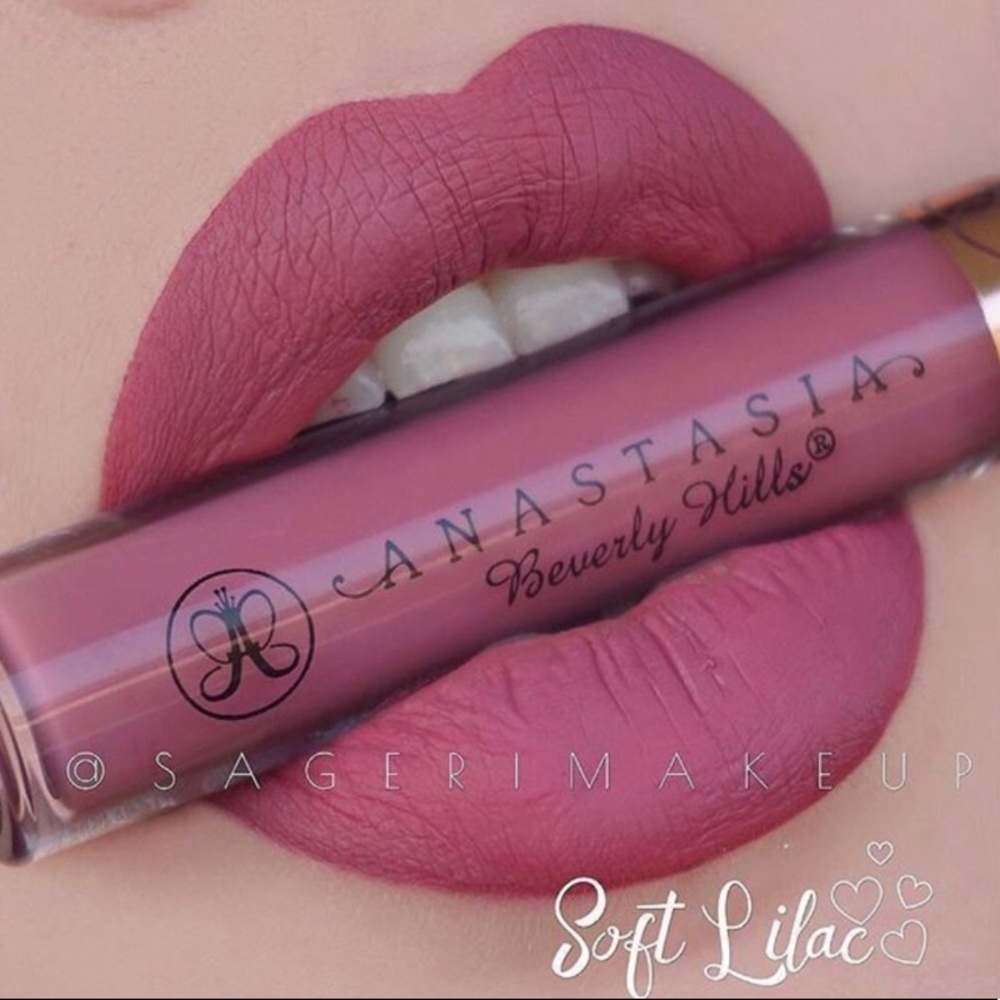 BNIB Anastasia soft lilac liquid lipstick